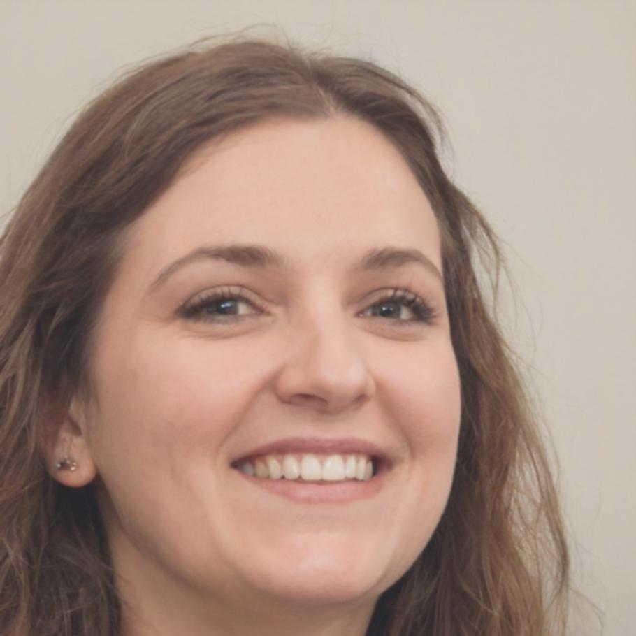 Professional headshot of Siriporn Chaidee, Risk Management Instructor